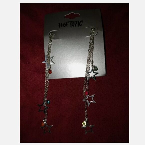 Vintage HOT TOPIC NEW Silver Star Crystal Dangle Earrings Punk Rock VTG - Picture 2 of 3